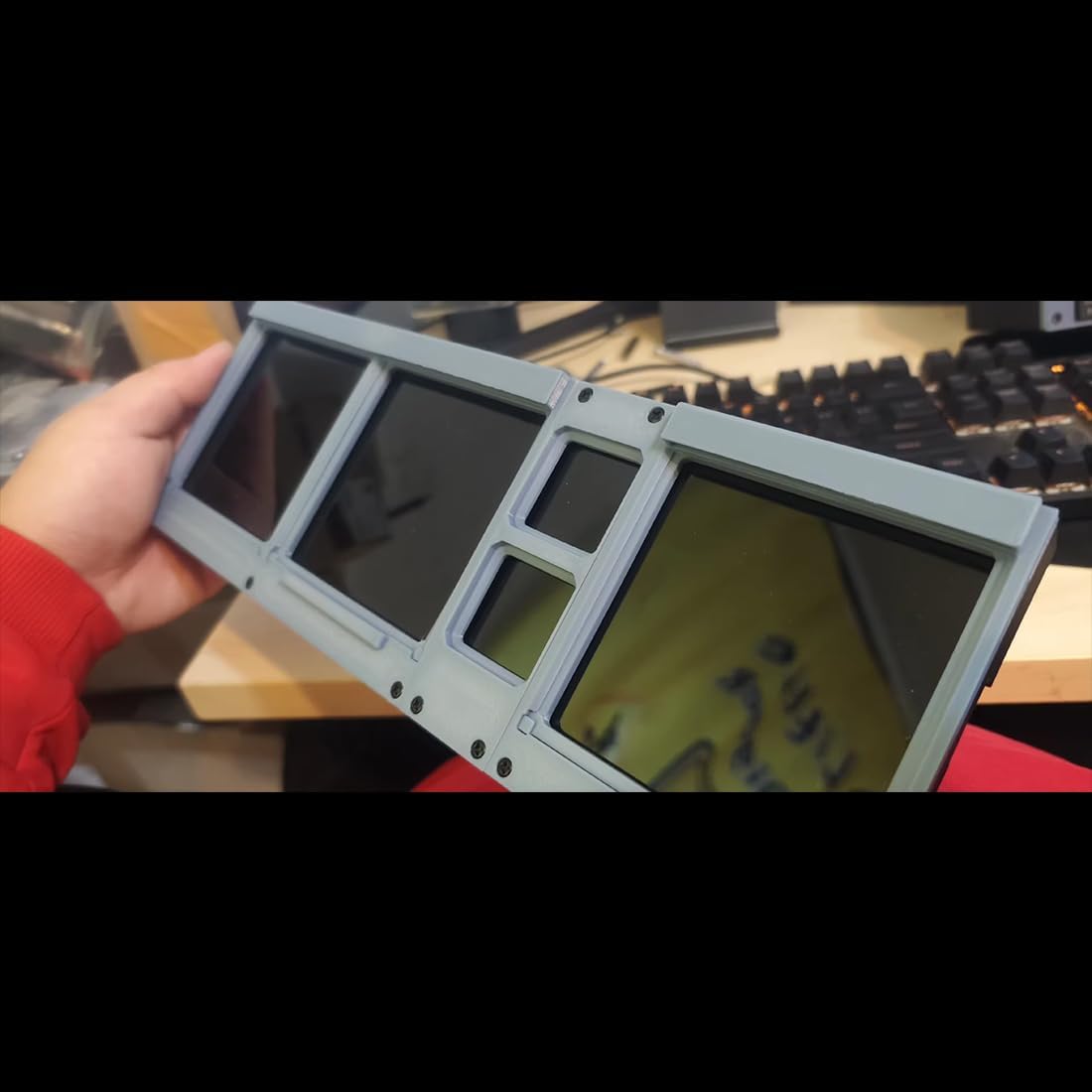 Hoowalt D106 4-in-1 Flight Simulator Display - PFD/ND/ECAM/E/WD for MSFS 2020/2024, Compatible with PMBG, FBW NEOV2 | Windows Home Cockpit Panel for A32X/A35X/A38X
