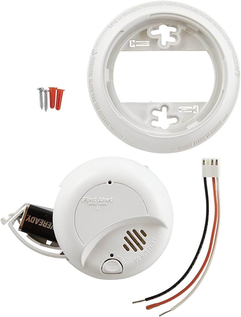 First Alert 9120B Smoke Detector, Hardwired Alarm with Battery Backup, 3-Pack