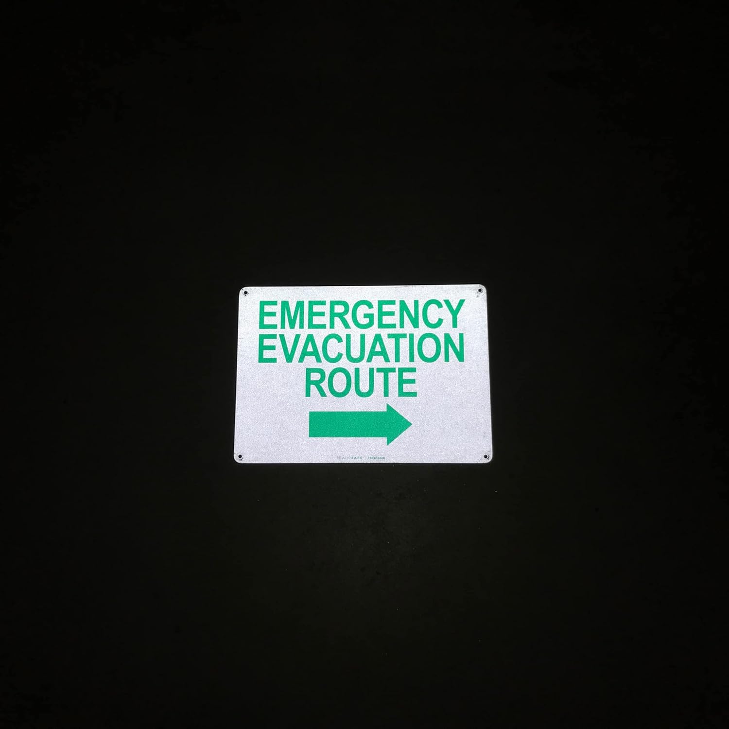 TRADESAFE Emergency Evacuation Route Arrow Right Sign – Wall Signs, Quick Install Aluminum Safety Sign, Light Reflective, UV-Resistant, Waterproof, 14” X 10” Signs for Business