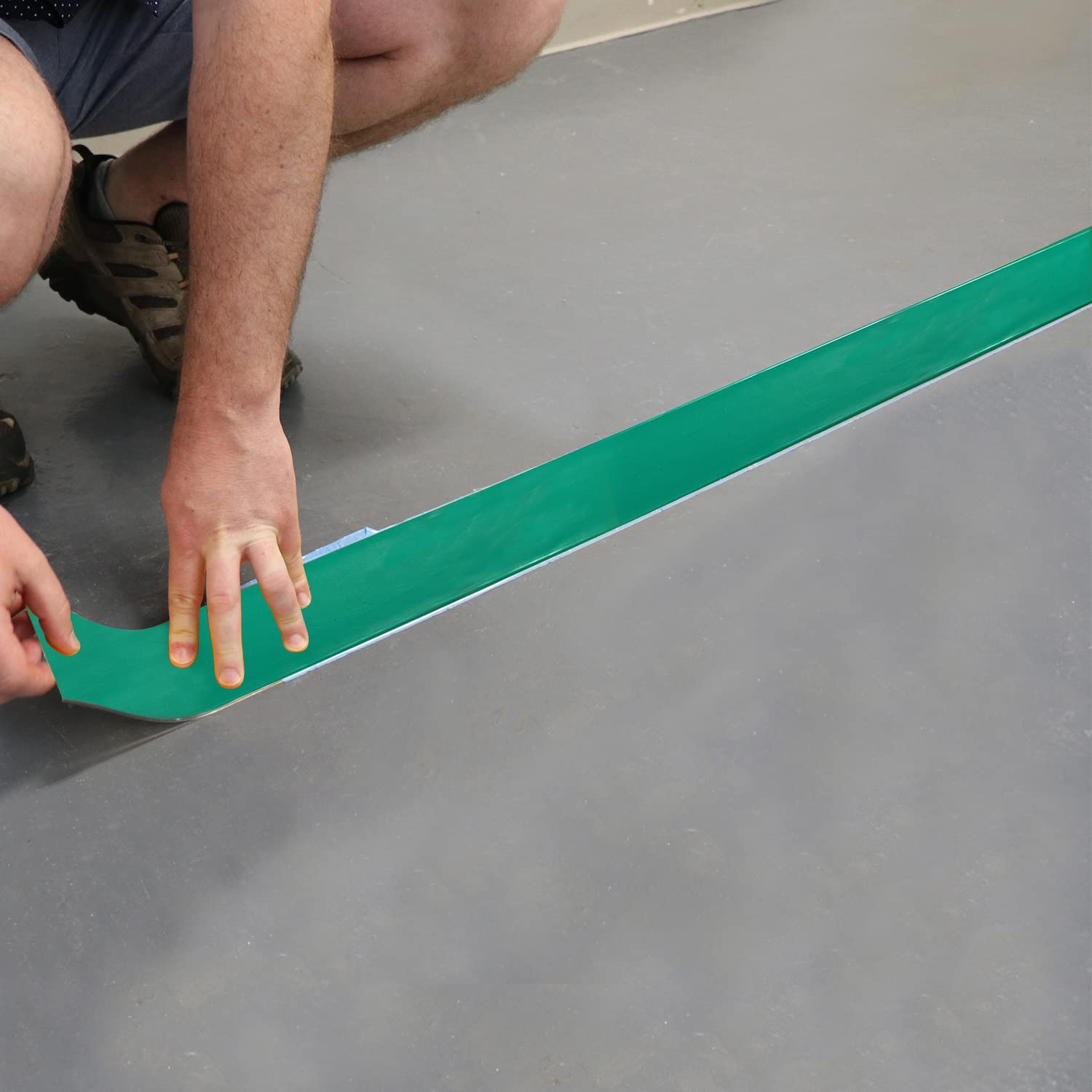 SmartSign Green 2 inch x 100 feet Floor Marking Tape, 32 mil Vinyl Floor Tape, Superior Mark Industrial Use Safety Tape with Beveled Edges, Strong Adhesive, for Gym/Warehouse/Courts