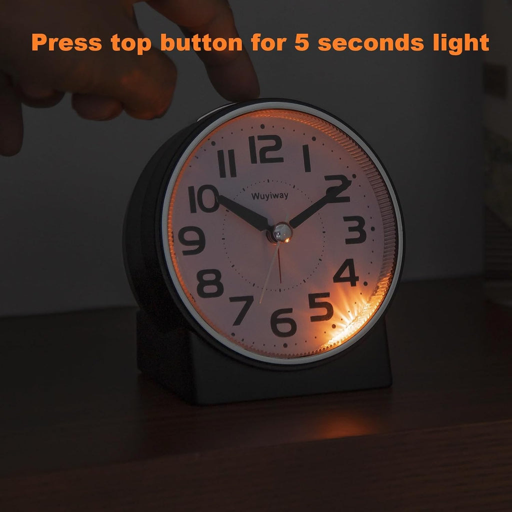 4.3" No Ticking Analog Alarm Clock,Silent Readable for Seniors,Easy to Set,Gradual Rise Alarm,Big Numbers,On/Off Switch on Side,Gentle Wake,Snooze Soft Backlight,Battery Operated