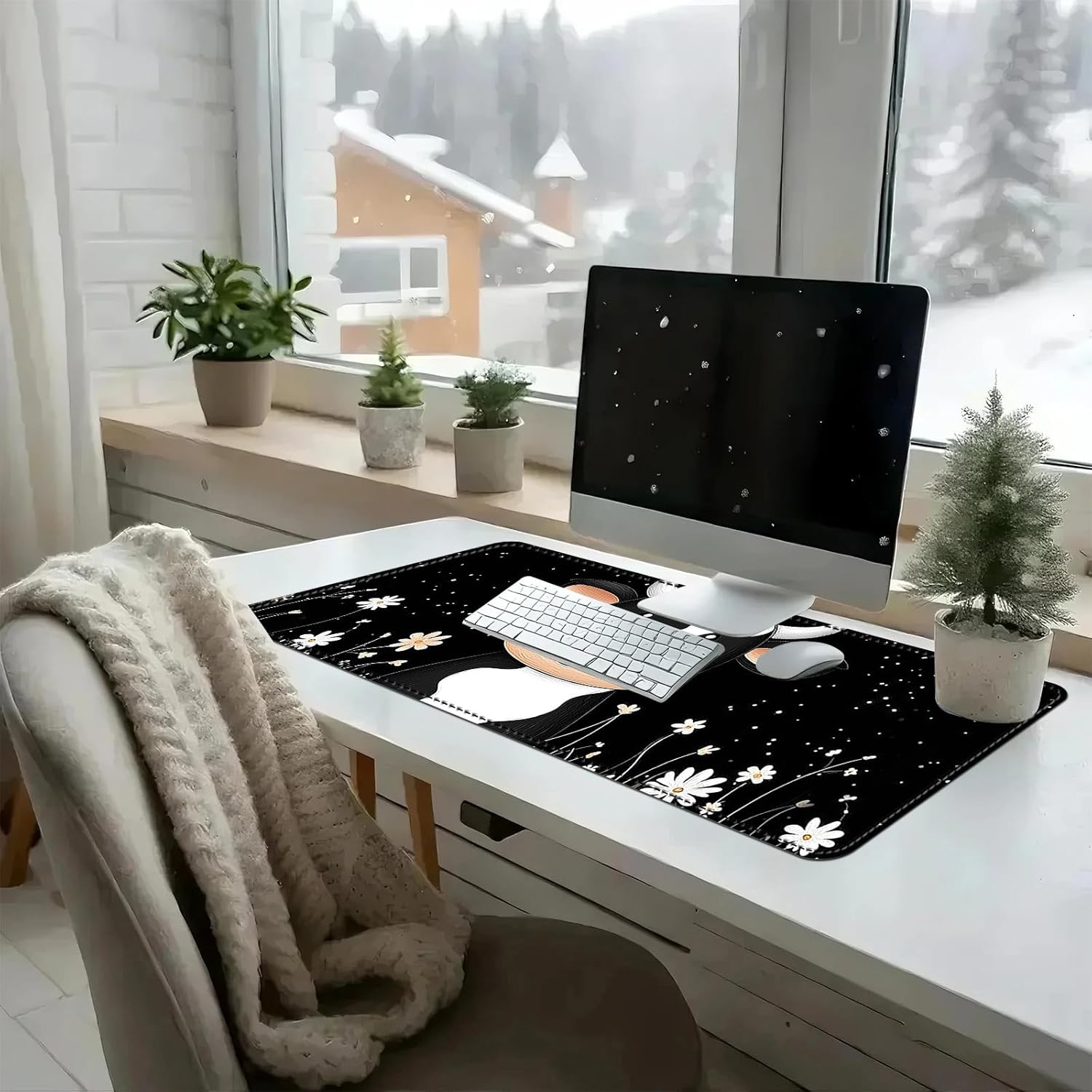 Heated Mouse Pad with 3 Temperature Settings(104°F–122°F),Large 31.5x13 Inch PU Leather Heated Desk Mat,Waterproof Warming Pad for Office,Gaming & Cold Hands Relief,Cute Black White Cow