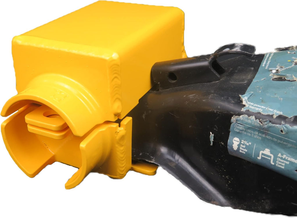 Curt Style Coupler/Hitch Trailer Lock with Cobra Sidewinder Puck Lock
