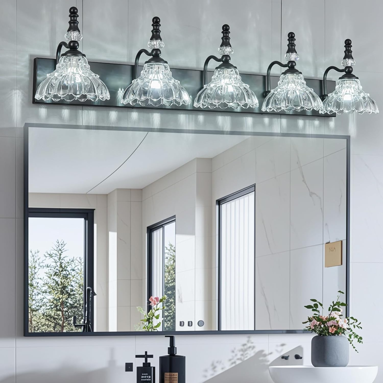 Vintage Bathroom Vanity Light, 5-Light Black Vanity Lighting Fixture with Flower Glass Shade, Bathroom Lighting Fixtures Over Mirror