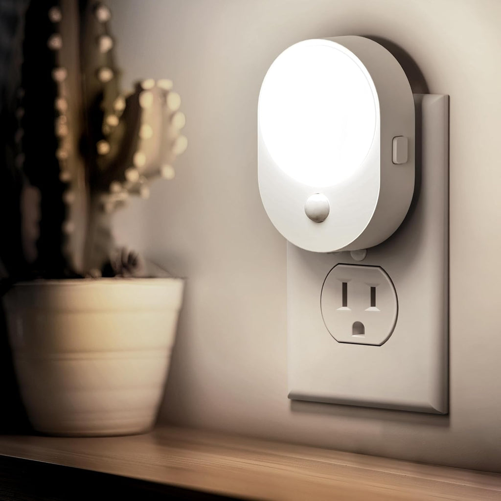 L LOHAS LED Motion Sensor Night Light,[2-PACK] Night Lights Plug into Wall,2 IN 1 Built-in Motion Sensor and Dusk to Dawn Sensor,5000K Daylight White,Nightlight for Bathroom Hallway