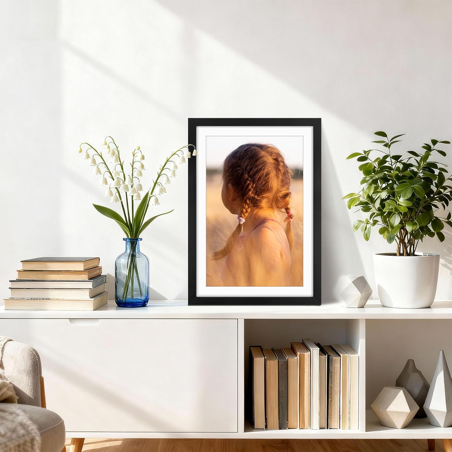Golden State Art, 13x19 Picture Frame With Mat for 11x17 - High Definition Glass Wall Mounting Horizontal Vertical Display (Black, 1 Pack)