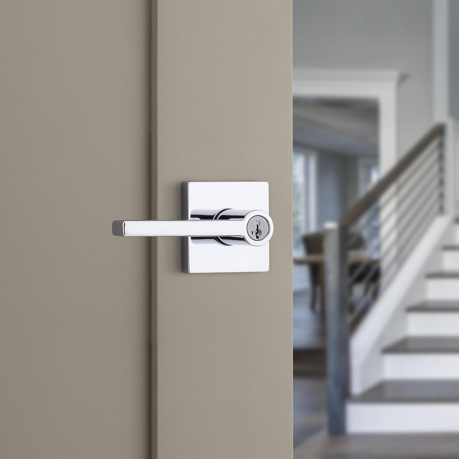 Kwikset Halifax Entry Door Handle with Lock and Key, Secure Keyed Reversible Lever Exterior, for Front Entrance and Bedrooms, Polished Chrome, 10 Pack, Pick Resistant SmartKey Rekey Security