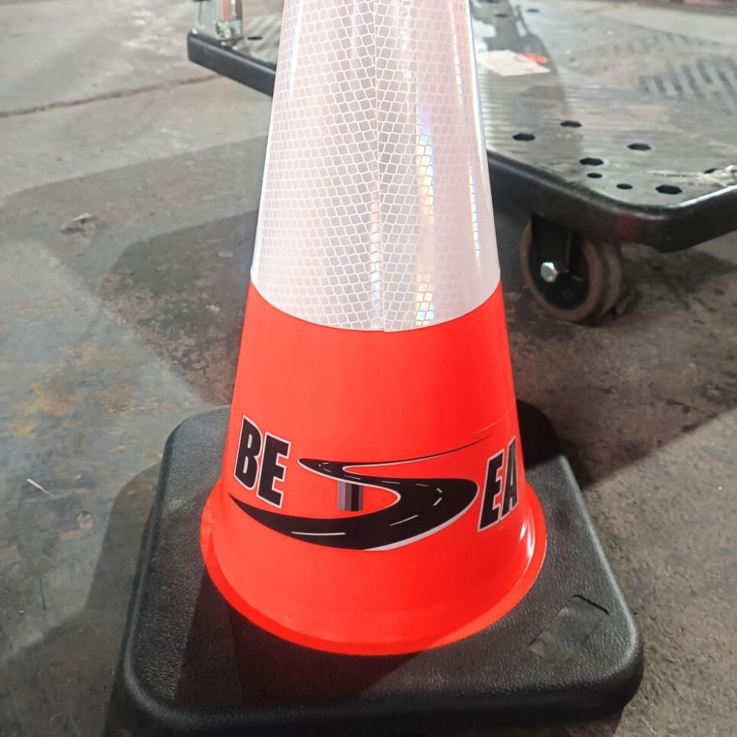 (6 Pack) BESEA 28” inch Traffic Safety Cones Orange Road Parking Cones Heavy Duty Construction Cone Structurally Stable for Traffic Control at Public Place