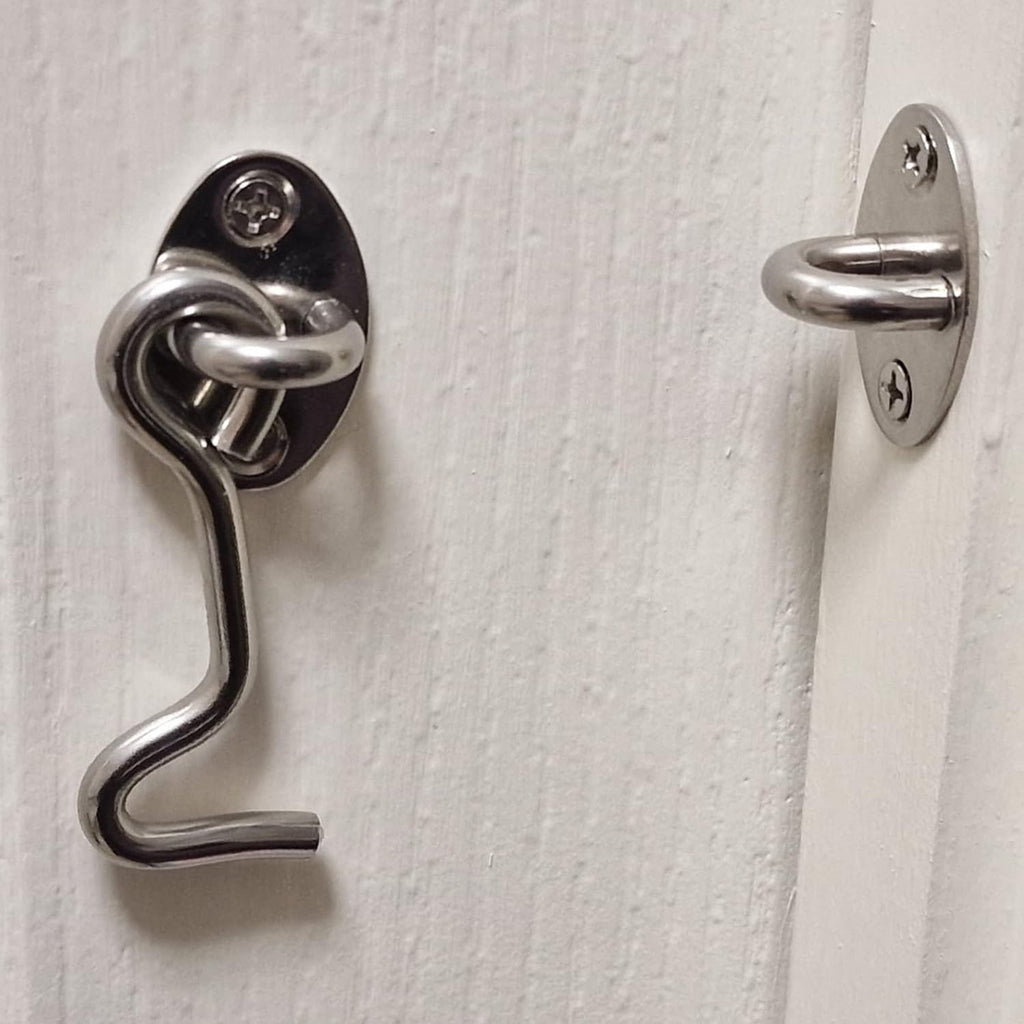 4 Pack Barn Door Latch Door Lock Hardware, Sliding Door Lock Eye Hook Latch with Screws, Rust-Resistant Metal Gate Latch, Privacy Hooks Latch for Inside Door