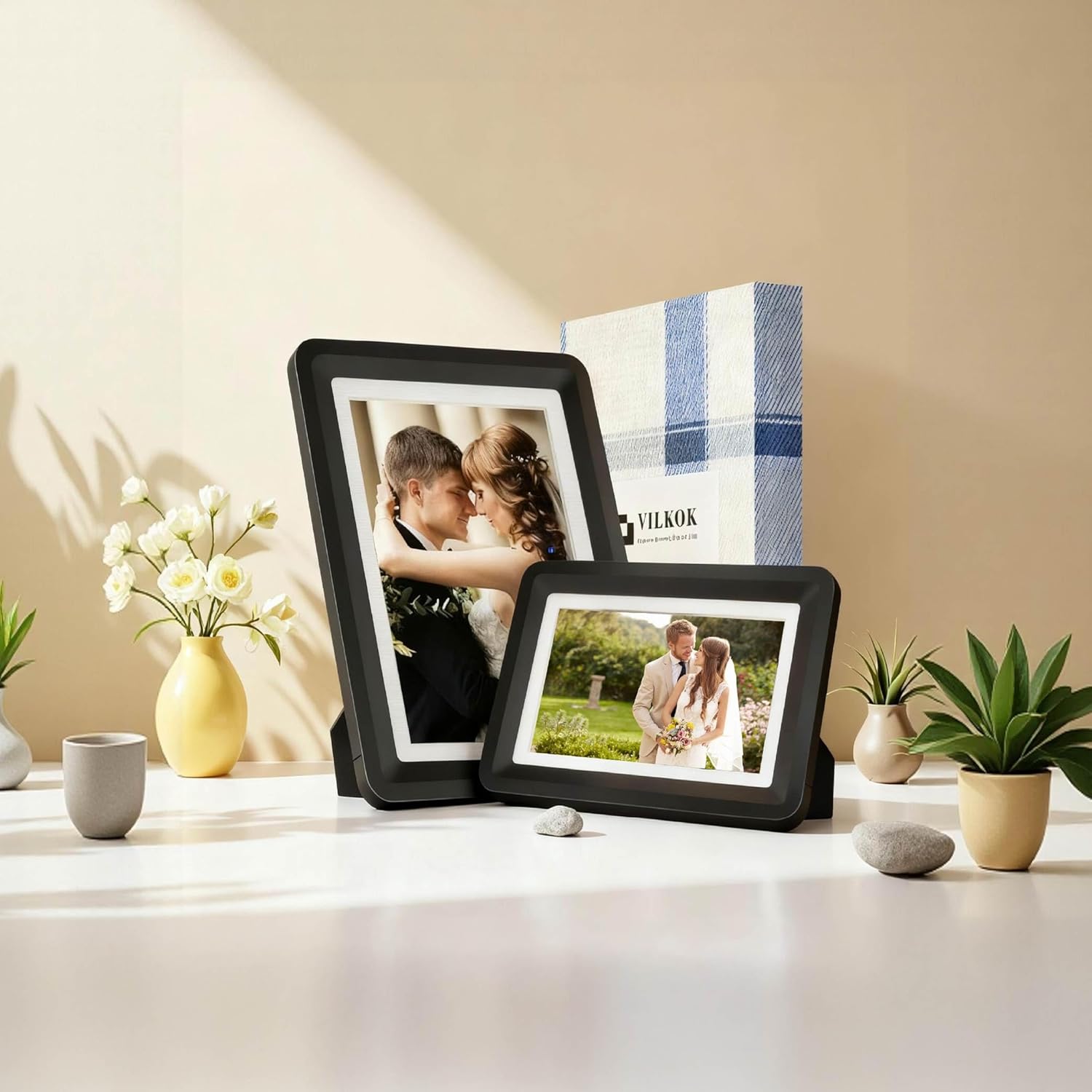 5x7 Black Picture Frame, 1-Pack with Clear Acrylic Photo Frame with White Mat for 4x6 Photos, One-Piece Shatterproof & Tool-Free Design, UV-Resistant Waterproof Tabletop Frame for Home Office Decor