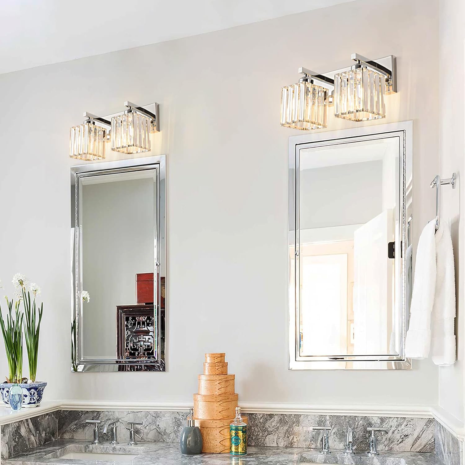 Modern Bathroom Vanity Light 2-Lights Chrome Crystal Bathroom Wall Light Vanity Light Fixtures，12.59-inch Modern Minimalist Design