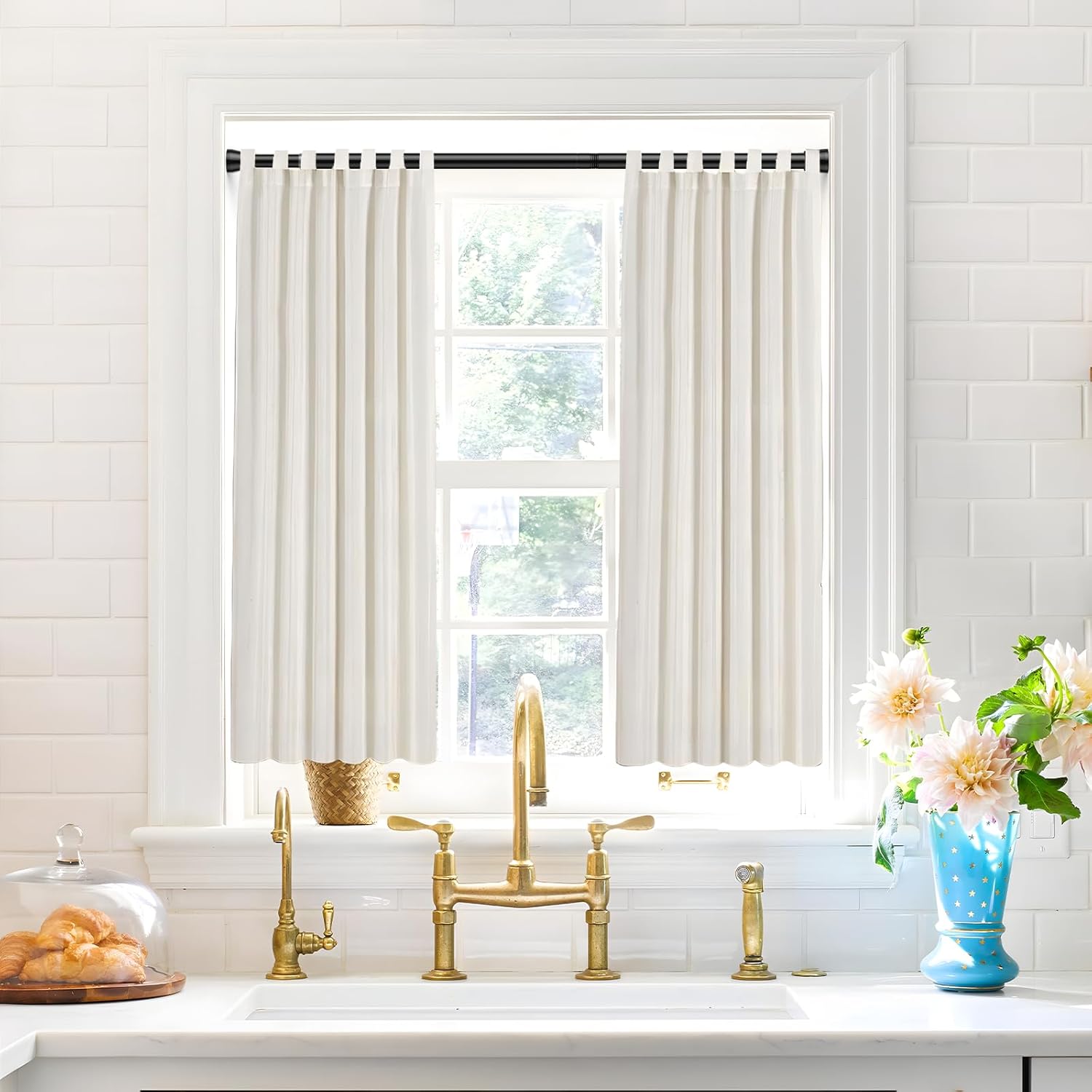 Black Shower Curtain Rod 30 To 64 Inch Tension Shower Rod For Bathroom 7/8" Adjustable Spring Curtain Rod No Drilling Spring Curtain Rod Black Tension Tension Rods for Windows Doorway Closet
