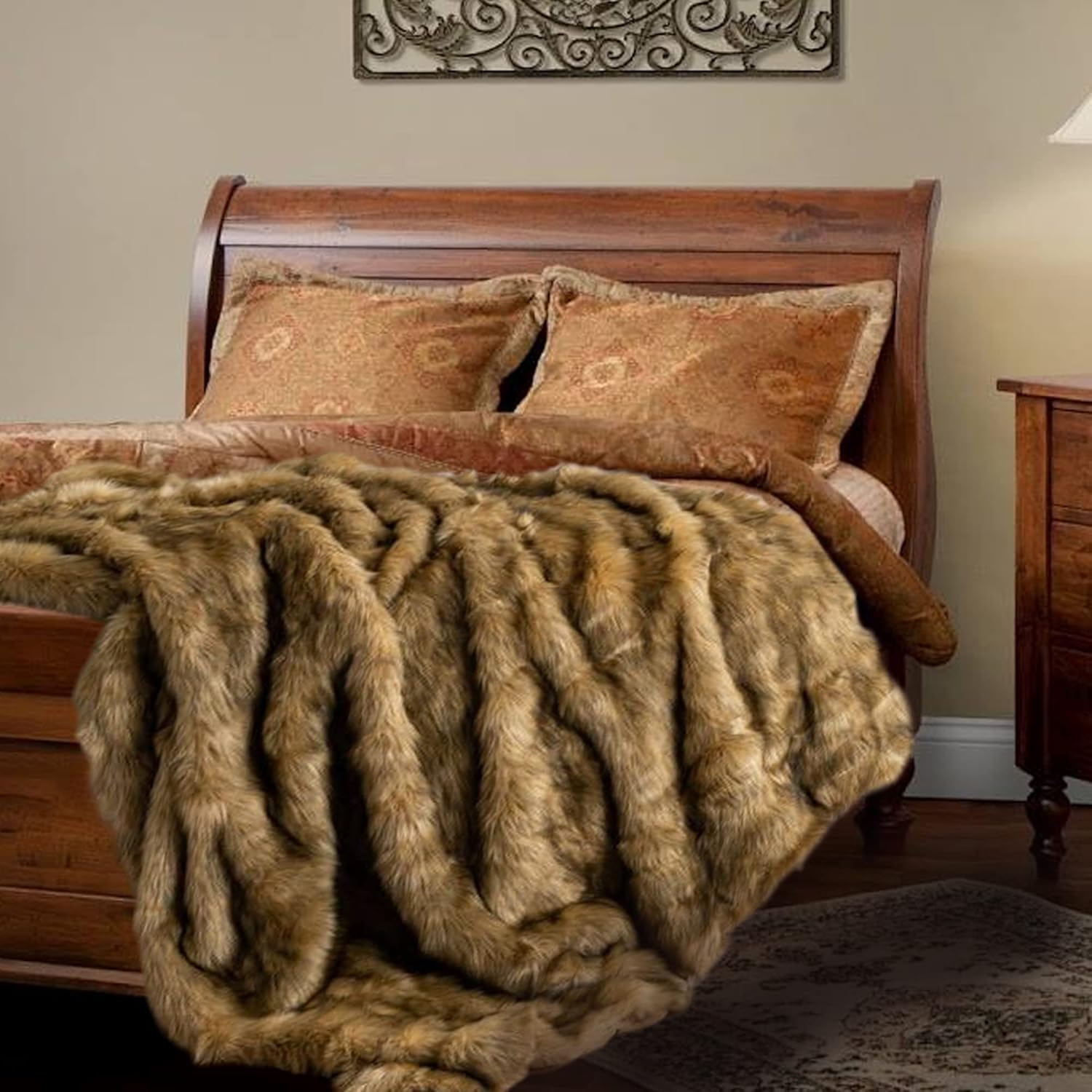 BATTILO HOME Golden Faux Fur Throw Blanket for Couch Sofa, Long Pile Fur Blankets and Throws, Elegant, Fluffy Thick Warm Heavyweight Fur Blanket Reversible to Plush Velvet, 50"x60"