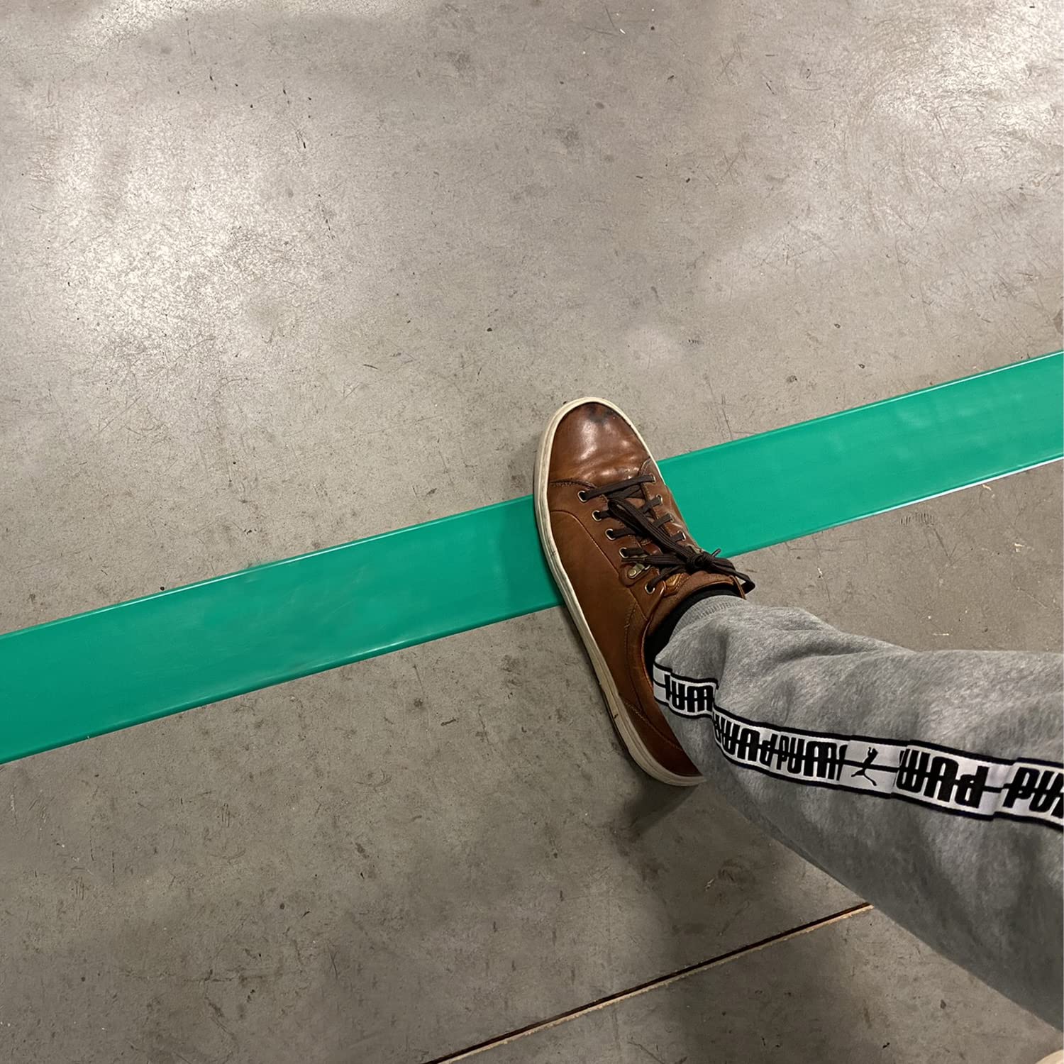 SmartSign Green 2 inch x 100 feet Floor Marking Tape, 32 mil Vinyl Floor Tape, Superior Mark Industrial Use Safety Tape with Beveled Edges, Strong Adhesive, for Gym/Warehouse/Courts
