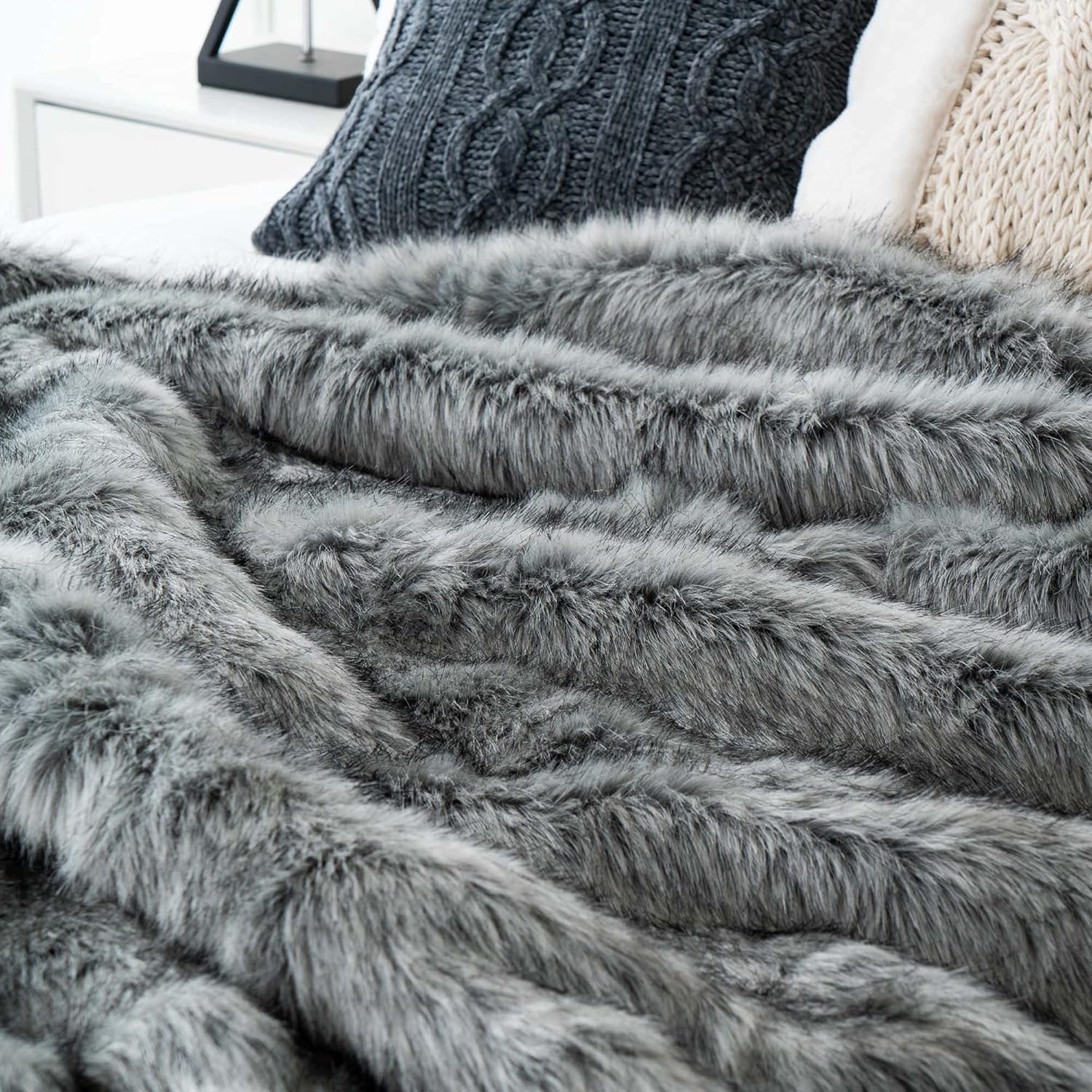 BATTILO HOME Wolf Faux Fur Blanket, Extra Large Fox Fur Throw Blankets for Couch, Bed, Super Soft, Fluffy, Eelegant, Grey with Black Tips Blanket Reversible to Plush Velvet, (Grey, 60"x80")