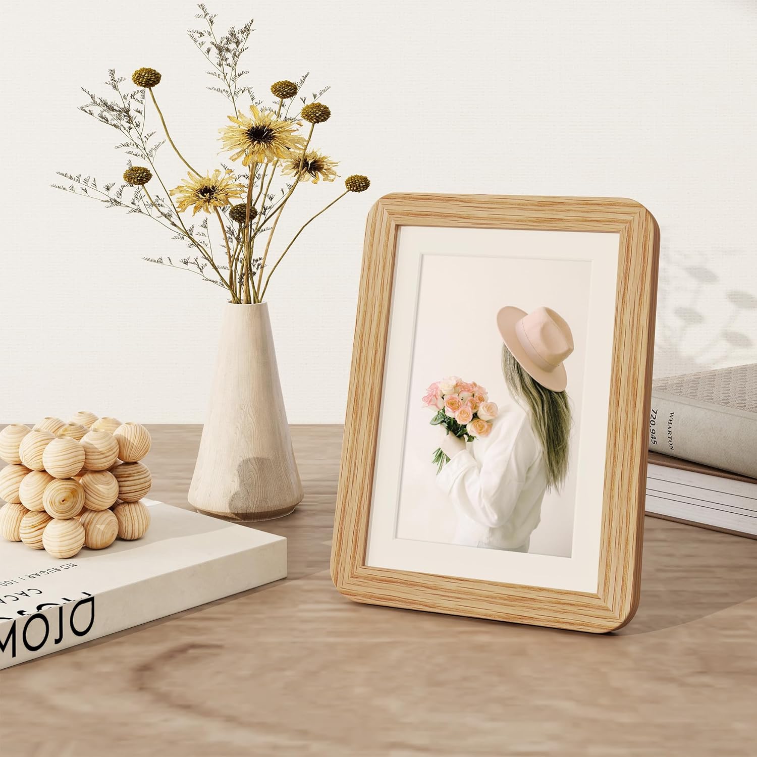 5x7 Picture Frame, 5 by 7 Photo Frames for Wall & Tabletop Display, Solid Oak Wood Frames with Plexiglass, 5x7 Frame Matted to 4x6, Light Wood 5 x 7 Gallery Wall Frame set, Natural Oak Color, 1 Pack