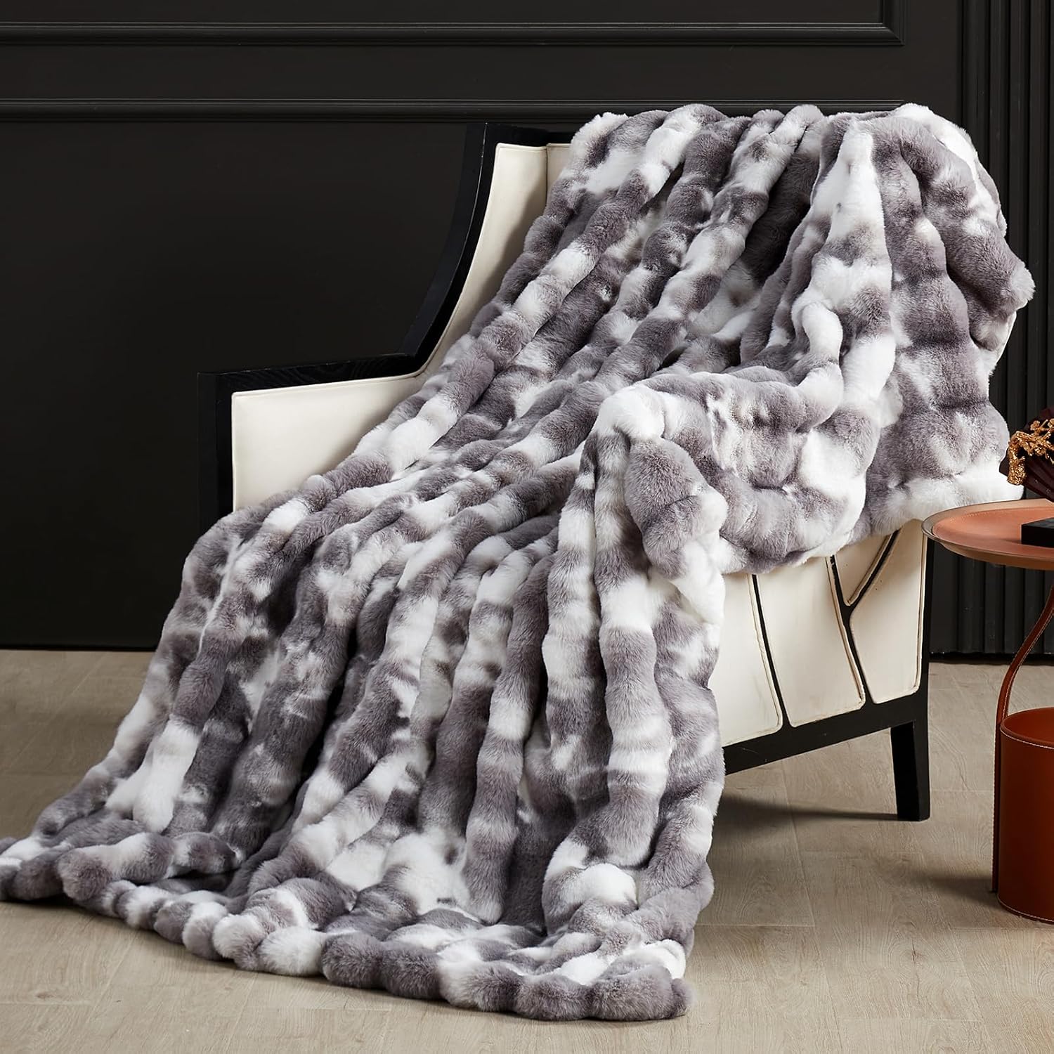 SAPHREAS Faux Fur Throw Blanket for Couch, Fluffy Fuzzy Bubble Blanket for Sofa Bed Living Room, Decor Soft Cozy Gifts for Women Men, 60x80” Tie Dye Grey