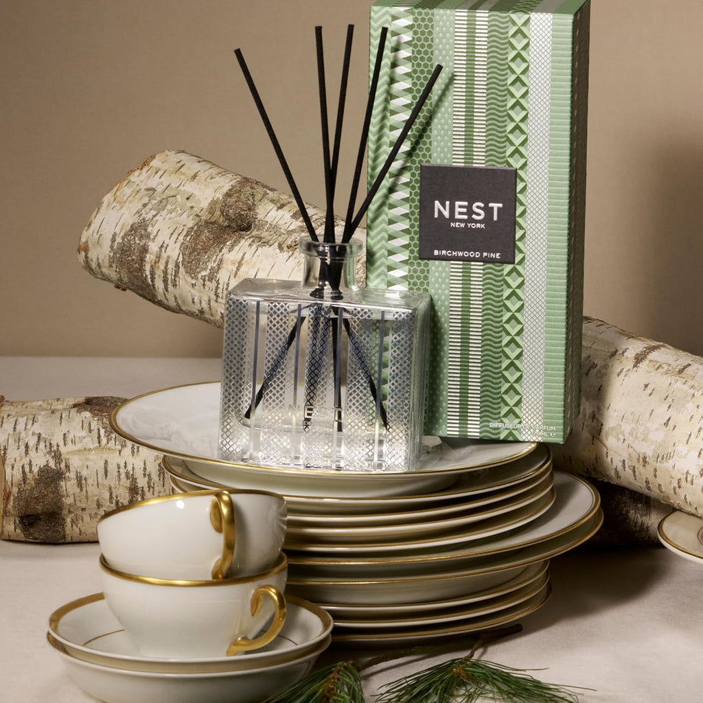 NEST New York Christmas Tree Reed Diffuser, Birchwood Pine - 5.9 fl oz - Fragrance for Up to 90 Days - Reusable, Refillable Glass Holder - Includes 8 All-Natural Reed Sticks - Flame Free