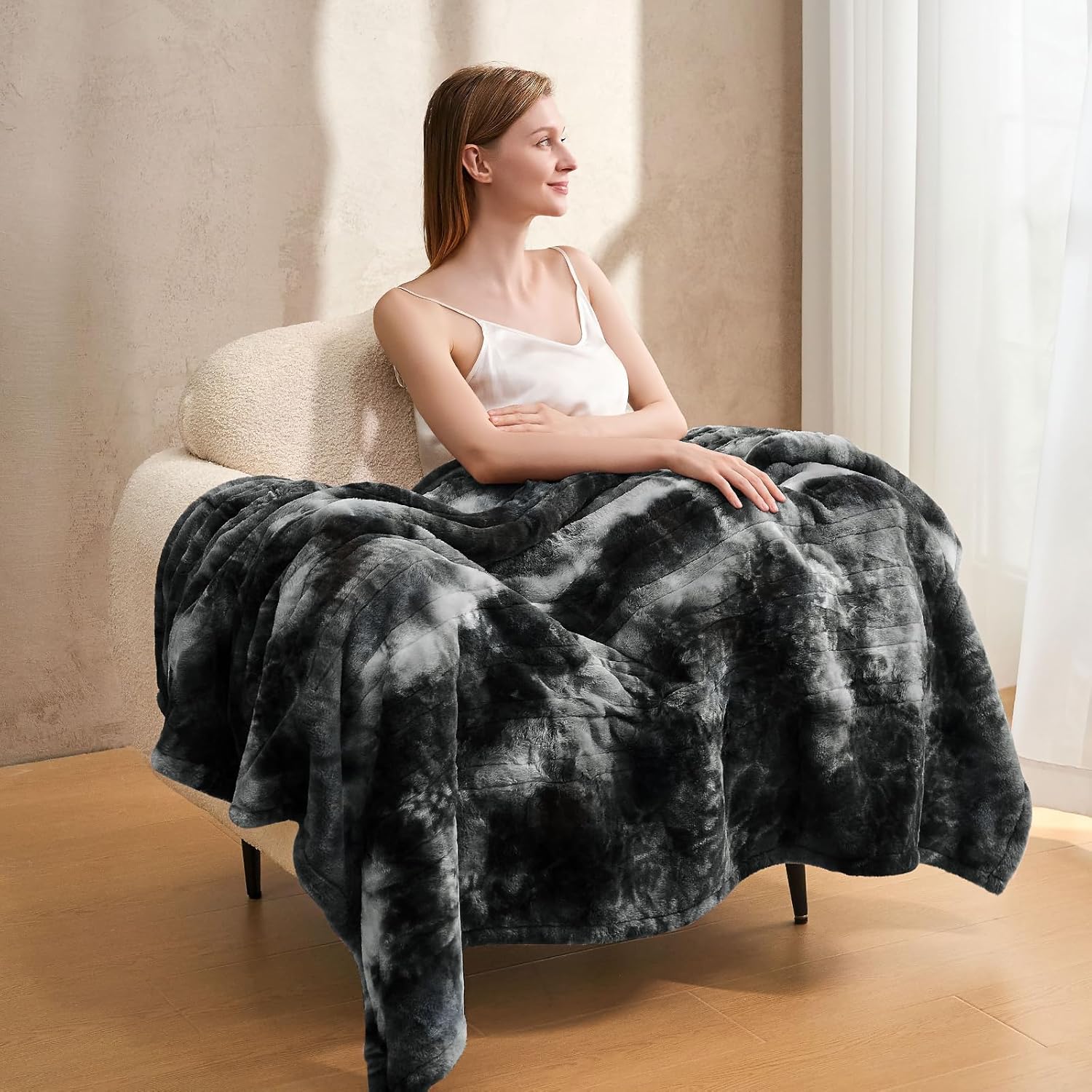 Electric Heated Blanket 62"x84",Luxury Black Twin Faux Rabbit Fur Electric Blanket,Fast Heating Soft Fluffy Thick Electric Blanket with 6 Heating Levels & 12H Auto Off